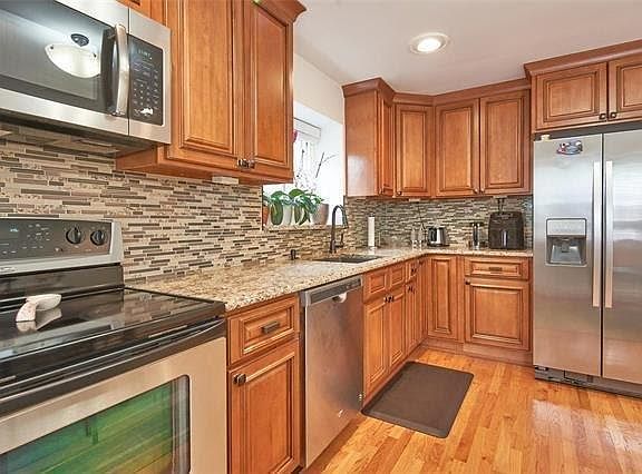 2nd image of 6219 Nottingham Ave