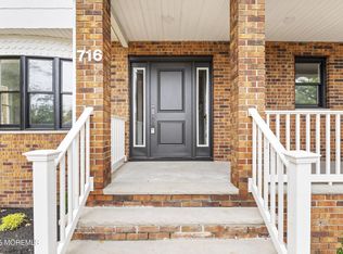 716 Palmer Ave, Middletown, NJ 07748