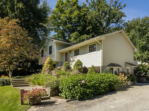 163 Horseshoe Road, Millbrook, NY 12545