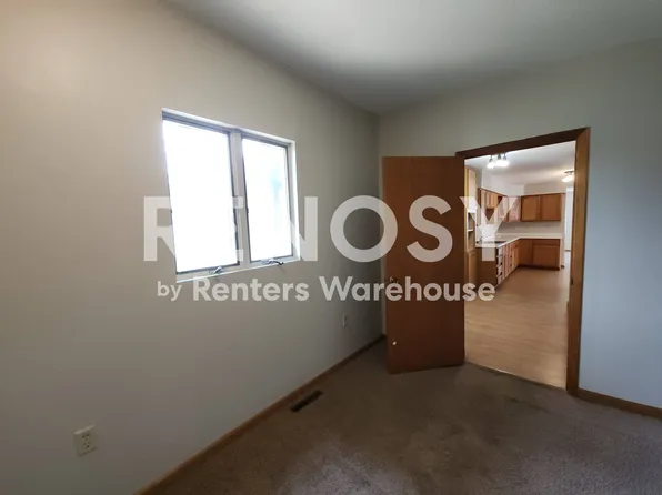 521 Main St, Plum City, WI 54761