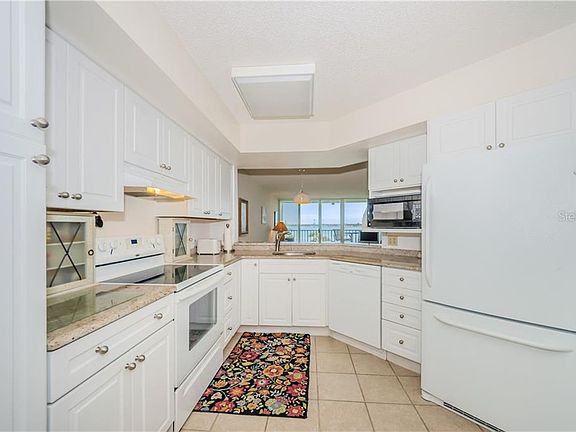 3rd image of 5151 Isla Key Blvd S APT 322