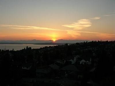 3rd image of 4847 California Ave SW APT 605