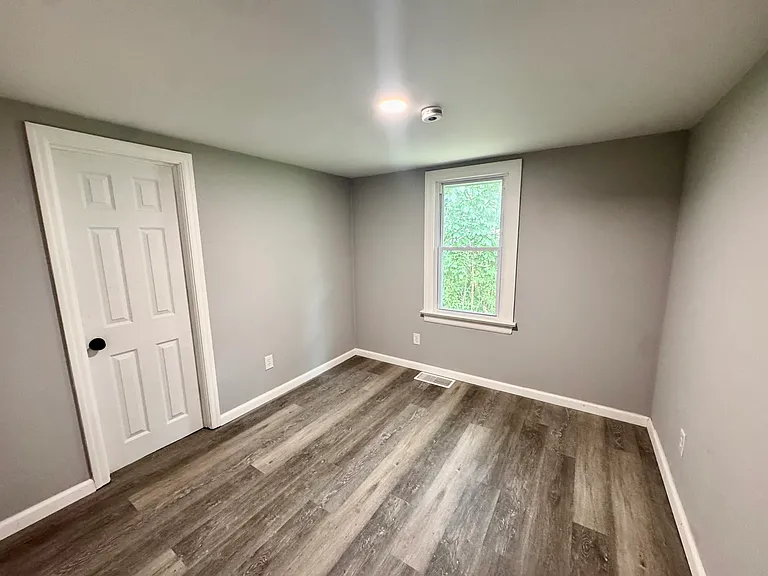 6 Irma Ln — Photo 7