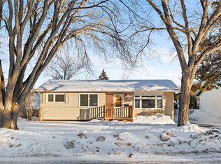 114 Campion Cres, Saskatoon, SK S7H3T9
