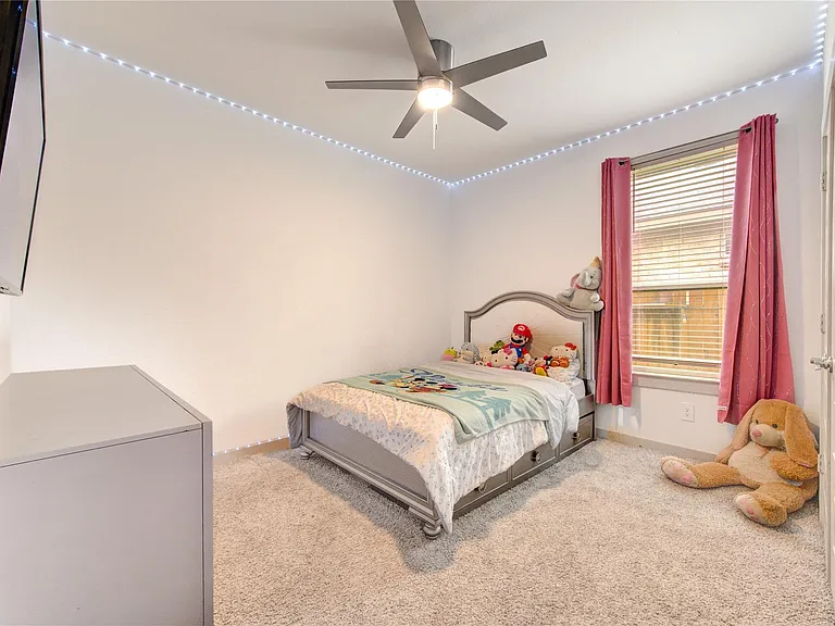 3306 Black Gore Creek Dr — Photo 23