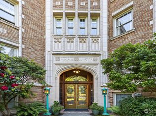 5810 Cowen Pl NE APT 5, Seattle, WA