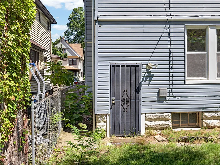9920-22 Somerset Ave #9920 — Photo 52