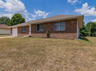2085 E Sandelwood St, Republic, MO 65738