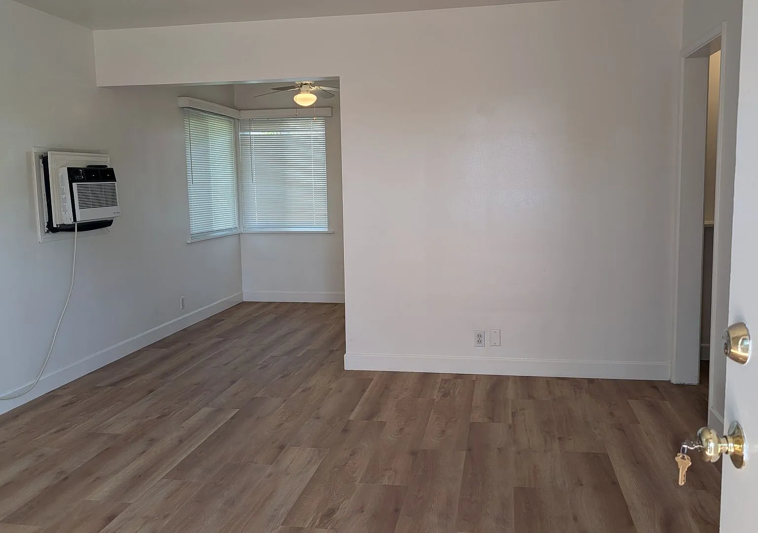 42 S. Berkeley Ave — Photo 1