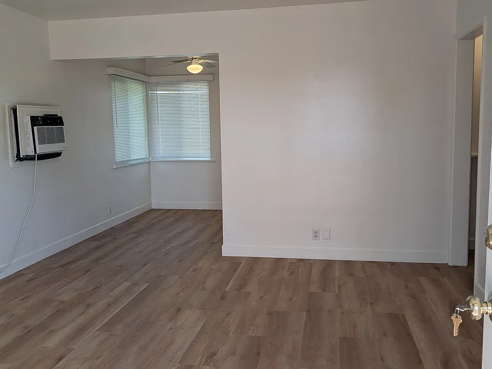 42 S Berkeley Ave