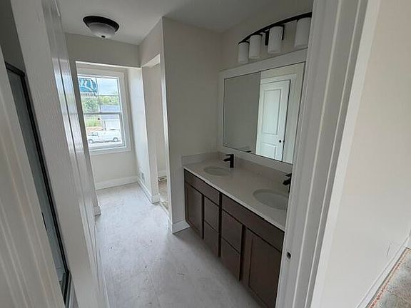 4th image of 2445 Dayflower Blvd #12