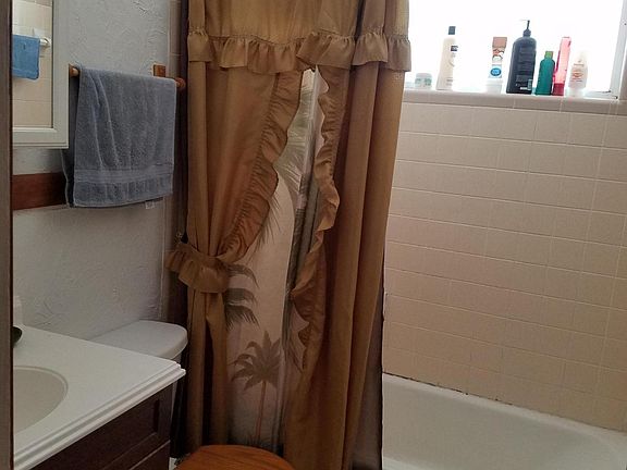 5th image of 394 Oakland Cir NW