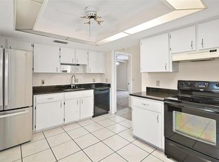 36482 Doral Dr, Grand Island, FL 32735