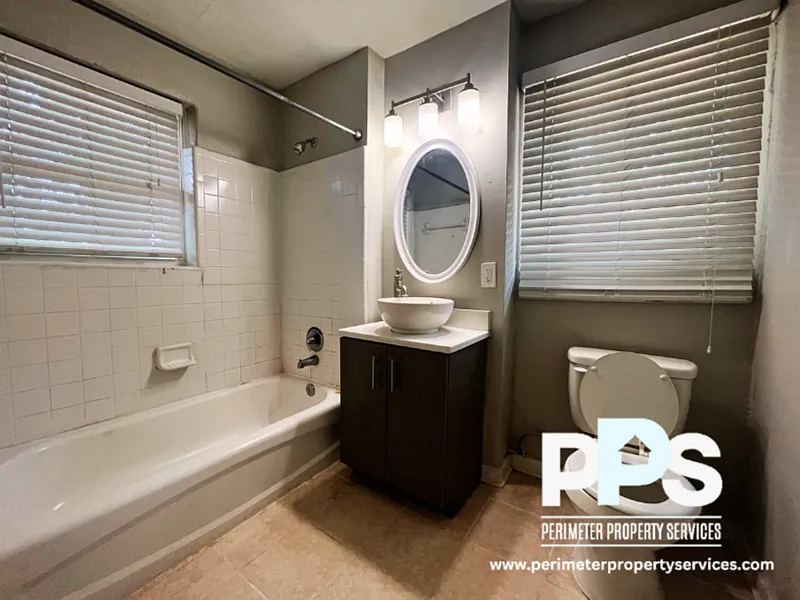 2 bed, 1.0 bath, 1000 sqft, $1,475 — Photo 4