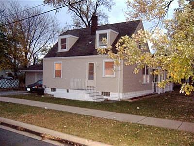 3rd image of 7105 Montana Ave