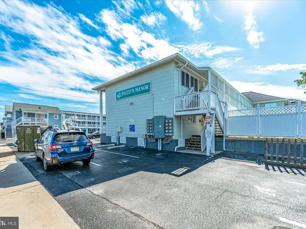 207 8th St #101W, Ocean City, MD 21842