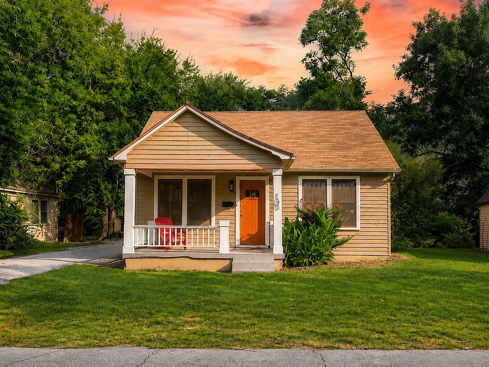 1st image of 105 Maple Ln