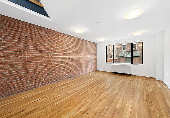 2nd image of 259 W 10th St APT 2J