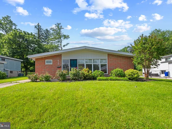 615 Kahn Dr, Baltimore, MD 21208