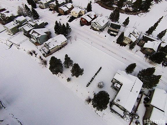 4th image of 1954 Venice Dr