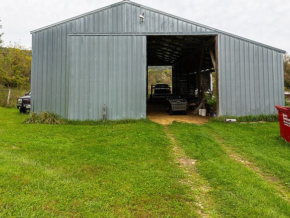 4th image of 24657 Norway Valley Road W