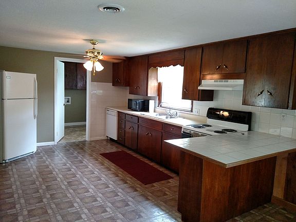 4th image of 7601 Road 1031