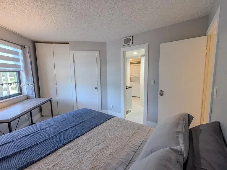 10451 W Broward Blvd #201 — Photo 20