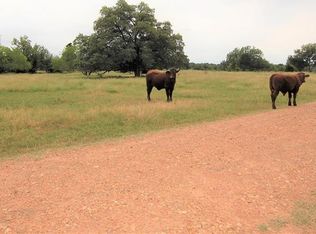 1370 County Road 326, Giddings, TX 78942
