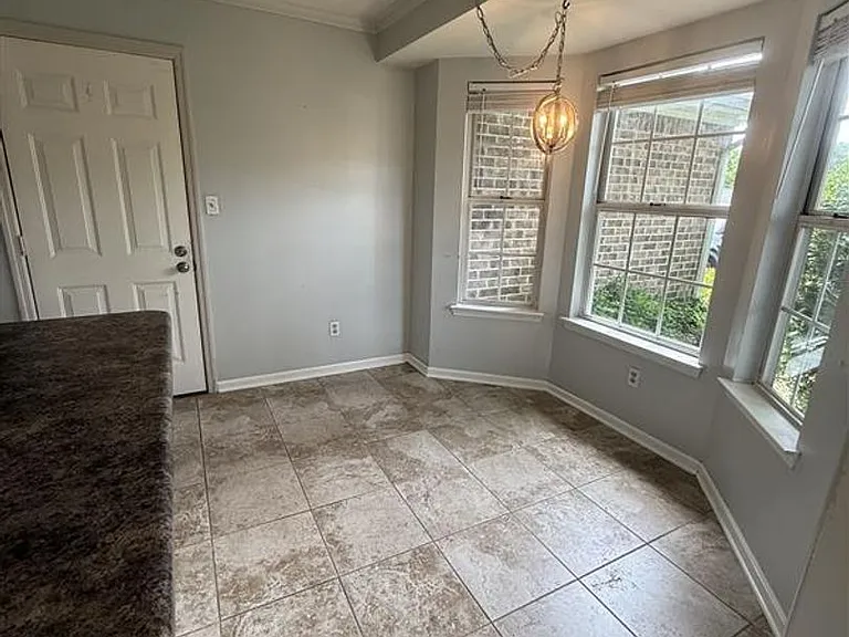 103 Knollwood Ct — Photo 13