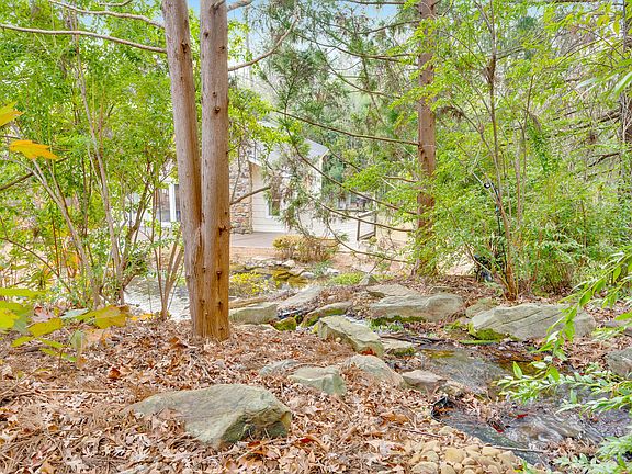 5th image of 5675 Grayshore Ln