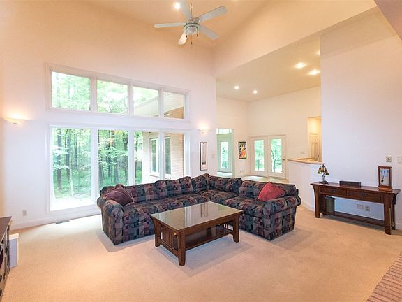 2nd image of 1241 Tall Timbers Dr