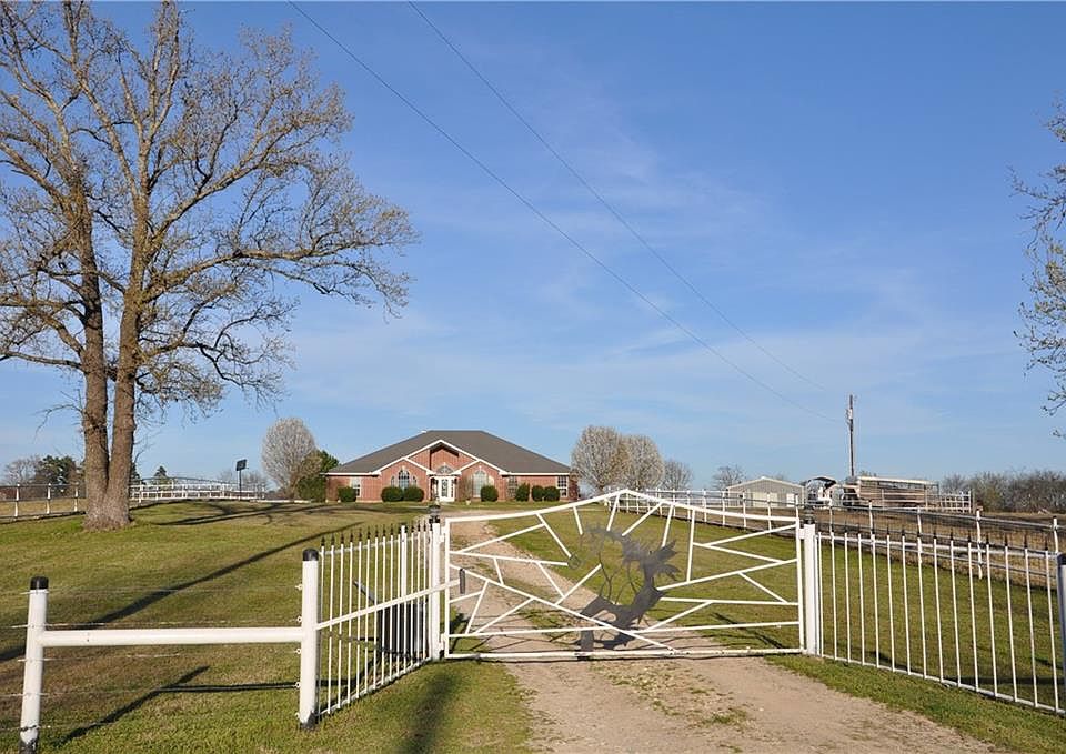 1st image of 3923 Farm Road 1870