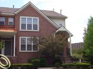 20291 Rodeo Ct #1, Southfield, MI 48075