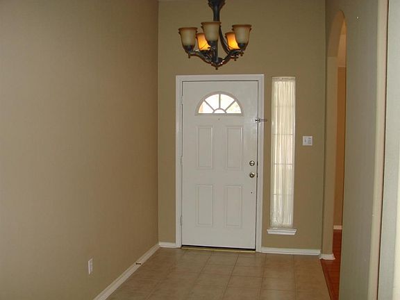 5th image of 20507 Newfalls Ct