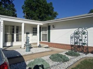 13530 New Halls Ferry Rd, Florissant, MO 63033