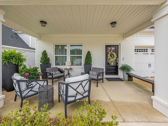 4th image of 28 Cypress Trl