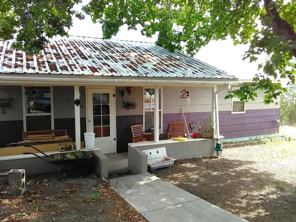 1094 S Adams St, Republic, WA 99166