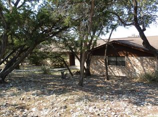 109 Scenic Ridge Rd, Ingram, TX 78025