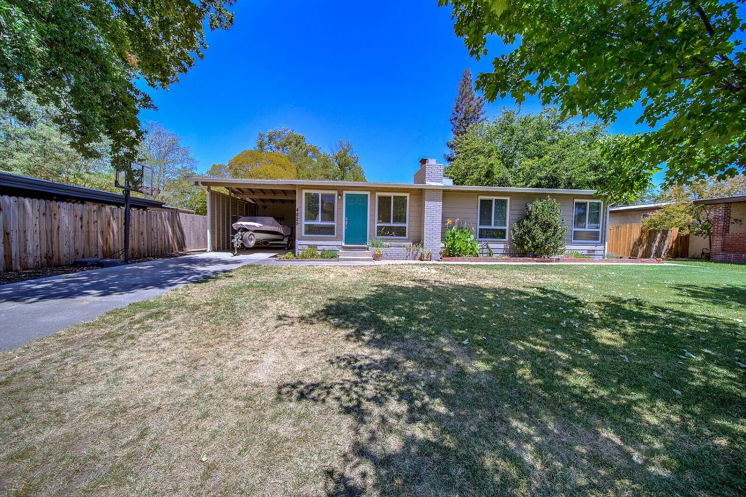 4825 Saint Lynn Ln photo 1