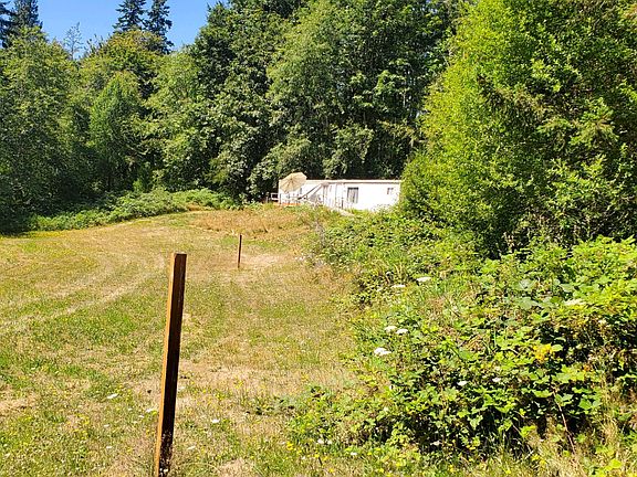 3rd image of 10109 Key Peninsula Hwy NW