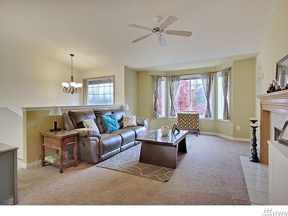 4th image of 4006 231st Street Ct E