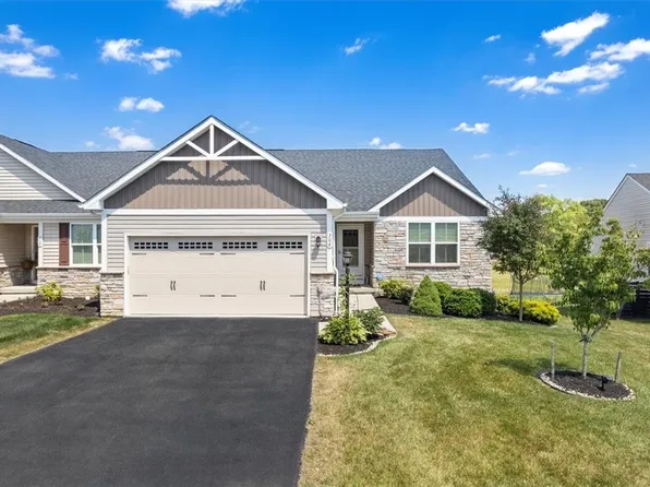 306 Brandi Lynn Ln, Evans City, PA 16033