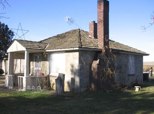 521 E McDonald Rd, Toppenish, WA 98948