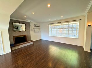 21801 Martinez St, Woodland Hills, CA 91364