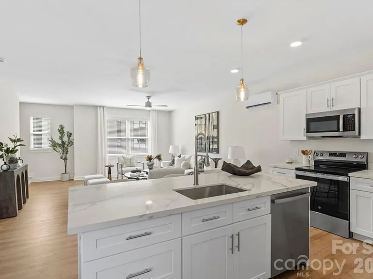 1105 Wonder Way — Photo 18