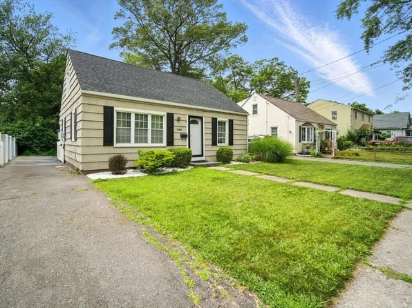 240 El Paso St, Springfield, MA 01104