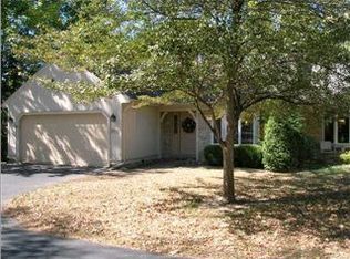 1305 Timberlake Rd, Evansville, IN 47710