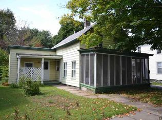 28 Madison St, Glens Falls, NY 12801