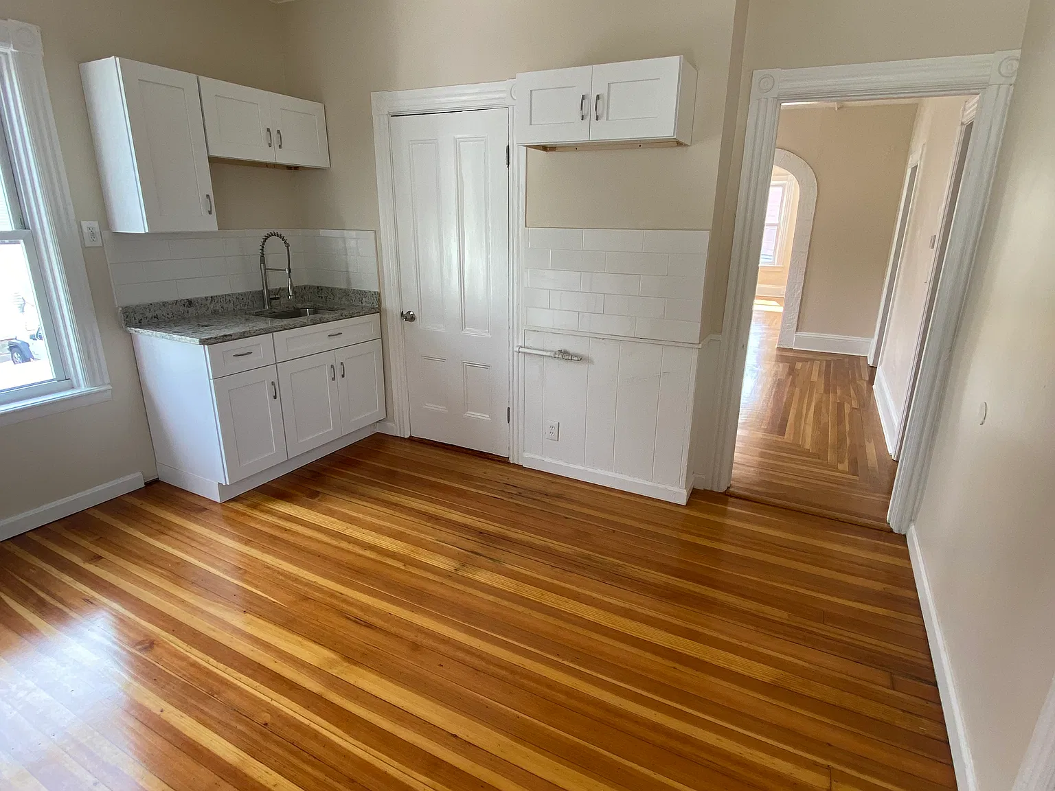 13 Magill St — Photo 2