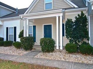 2653 Meadow Knoll Dr, Charlotte, NC 28269